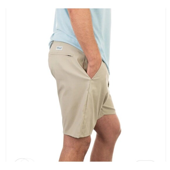 Marsh Wear Prime Shorts Size 28 Nylon Stretch Beige Khaki Preppy Outdoors - Picture 1 of 9